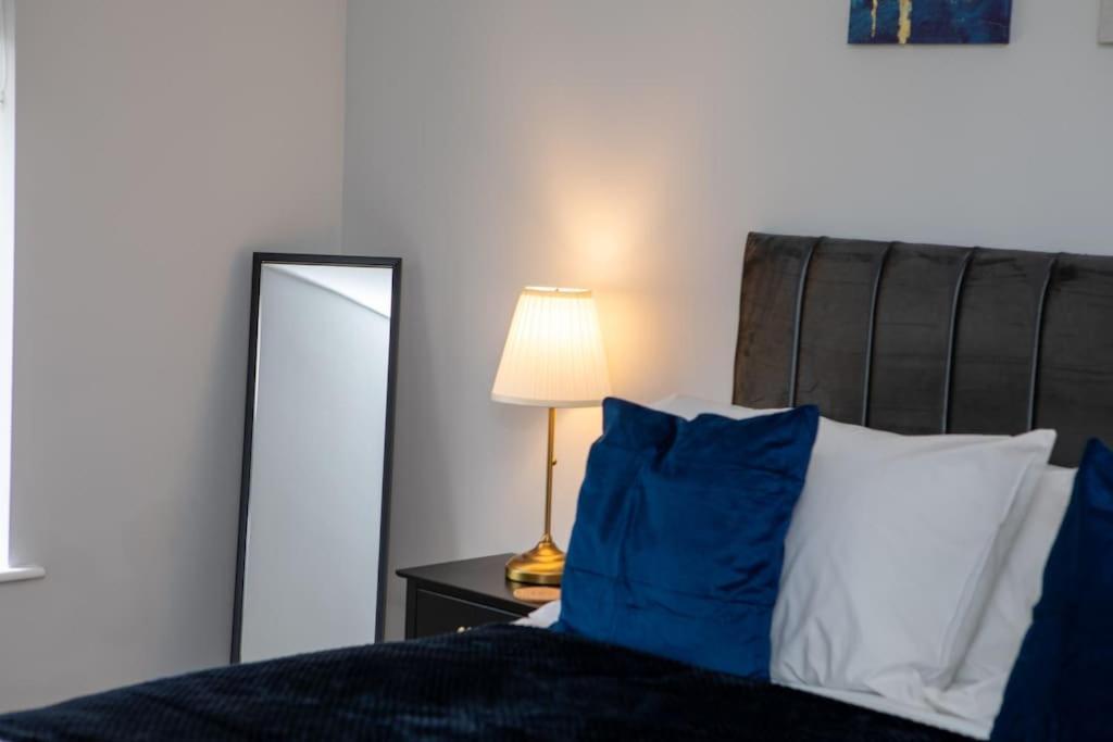 Modern Apartment Off-Road Parking King Bed Suite 1 Nottingham Luaran gambar